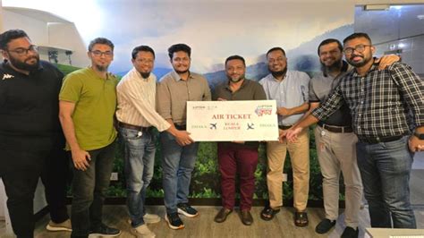 liptn bangladeser sera parfrmarra pelen akshrneez purskar