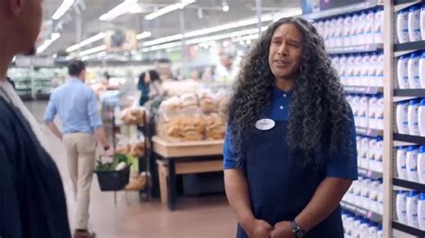 Watch: Troy Polamalu In New Head & Shoulders Commercial With Patrick ...