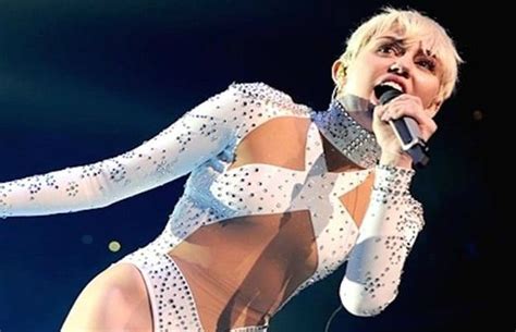 NBC to Air Miley Cyrus Tour Documentary | BackstageOL.com