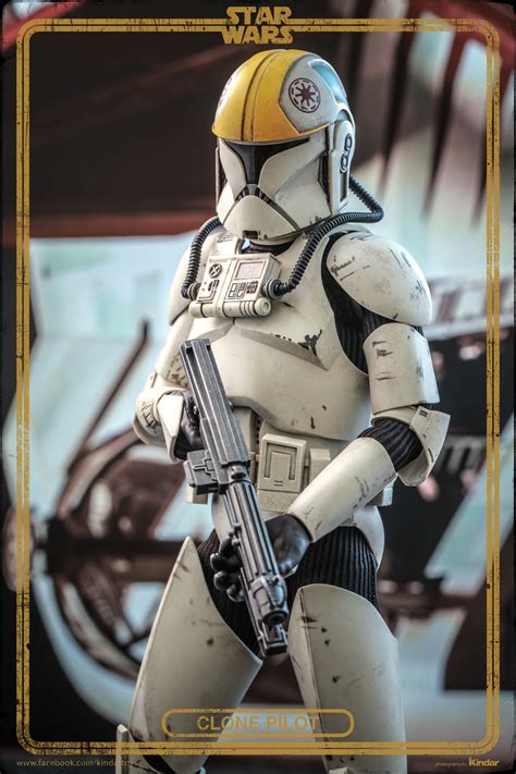 HOT TOYS Clone Trooper Pilot AOTC Sixth Scale Figures Mintinbox