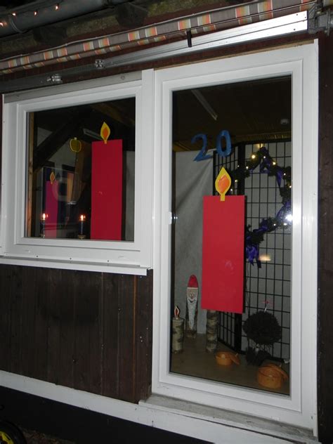 Lebendiger Adventskalender Am Neburg Tipps Zur Fenstergestaltung