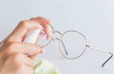 How To Clean Eyeglasses Seal Beach Ca