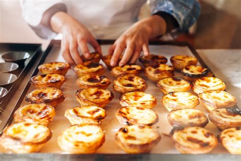 Le Migliori Cose Da Fare A Lisbona Cibo Locale Vita Notturna E