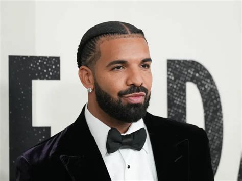 Drake Drops Surprise New Song 8AM In Charlotte With Visuals Featuring