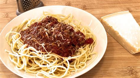 Spaghetti Ragu Bolognese Jamie Oliver Recipe In Pressure Cooker Pressure King Pro Sage