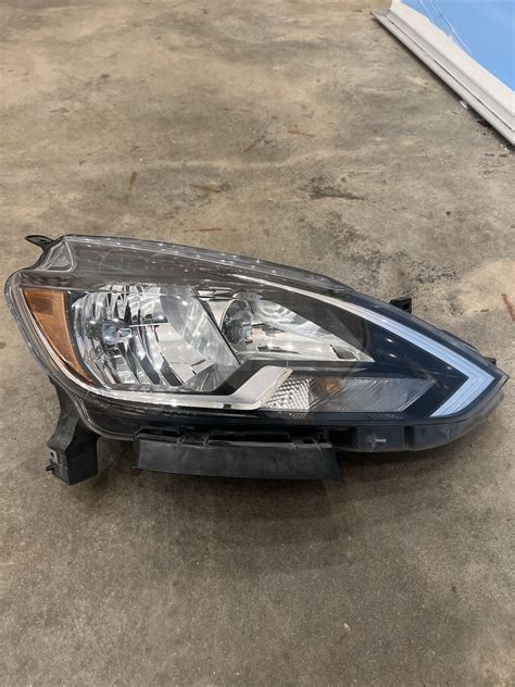 2016 2017 2018 2019 Nissan Sentra Right Passenger Side Headlight Oem Rh Ebay