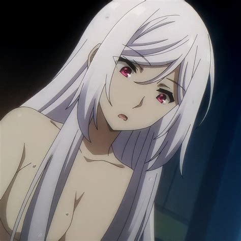 An Anime Character With White Hair And Red Eyes