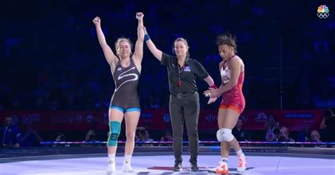 Team Usa Helen Maroulis Defeats Jacarra Winchester In The Womens 57