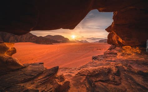 Pustynia Wadi Rum W Jordanii