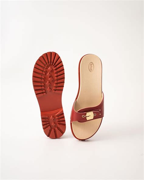 Scholl Iconic On Instagram PESCURA CARROARMATO Red Shown From Both