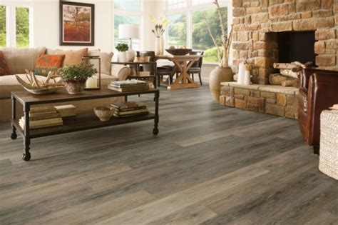 Luxury Vinyl Plank Flooring by Dan's Floor Store of Ponte Vedra