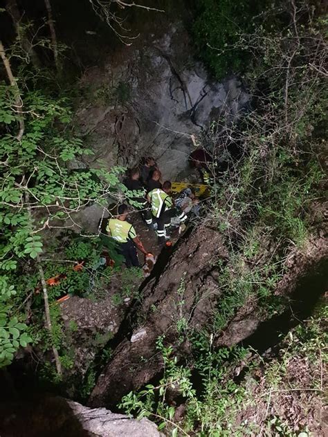 Cade In Scarpata Con La Bici Notte Di Paura Poi Il Recupero