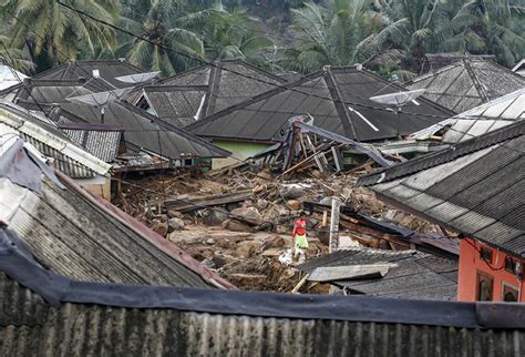 Potret Parahnya Dampak Banjir Dan Longsor Di Sukajaya Bogor