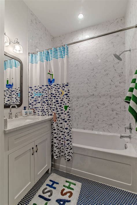 12 Tips For The Best Kids Bathroom Decor