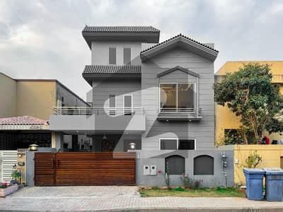 Double Unit Renovated House With Gas Meters Bahria Town Phase 4 Bahria