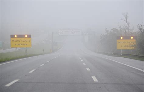 Opera O Comboio Ajuda Viagem Neblina Na Anchieta Imigrantes