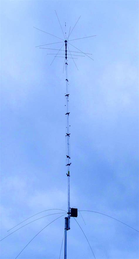 Hy Gain AV 680 Hy Gain AV 680 Patriot Plus HF Vertical Antennas DX