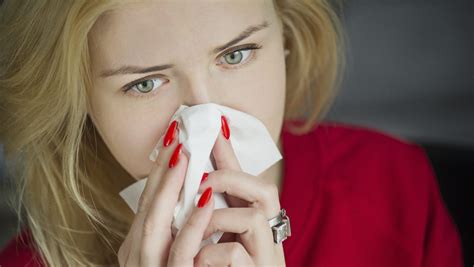 5 Ways To Tame Seasonal Allergies