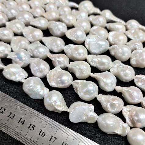 What Are Baroque Pearls And How Valuable Are They 55 OFF