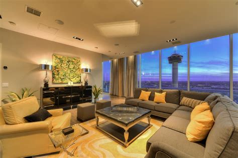 Atop the Grand Hyatt, San Antonio, Texas | Leading Estates of the World