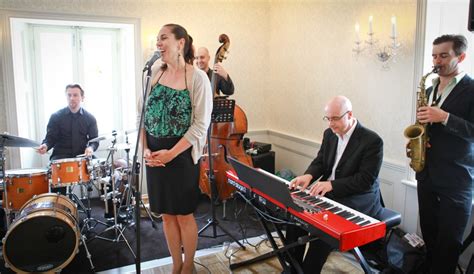 Dunbar House Lunchtime Wedding Sydney Jazz Collective Band