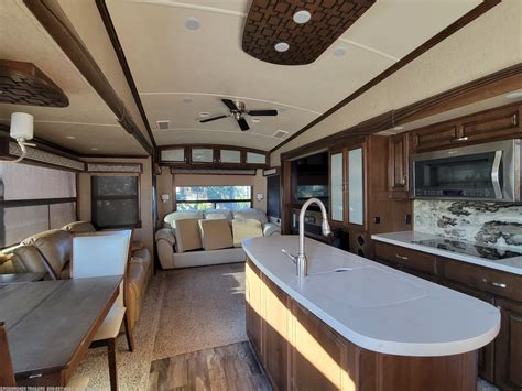 Forest River Cedar Creek Champagne Edition El Rv For Sale In