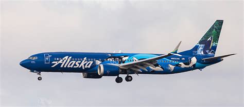 Alaska Airlines Debuts New Salmon Themed Livery