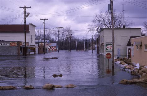 Rockford 1965 Flood | Rockford Area Historical Society