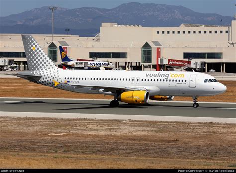 Aircraft Photo Of Ec Lre Airbus A Vueling Airlines