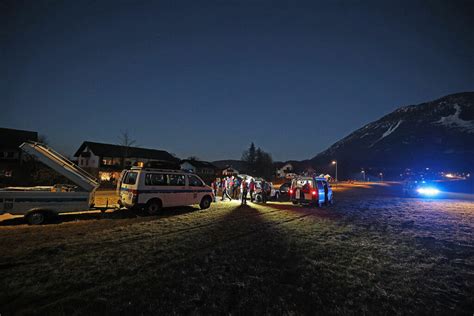 Schrei Der Durch Mark Und Bein Ging Einsatzkr Fte Suchen Im