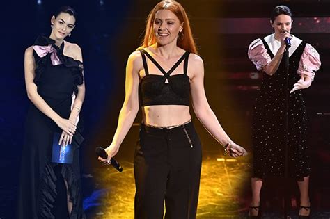 Sanremo 2021 I Voti Ai Look Della Terza Serata Noemi Promossa