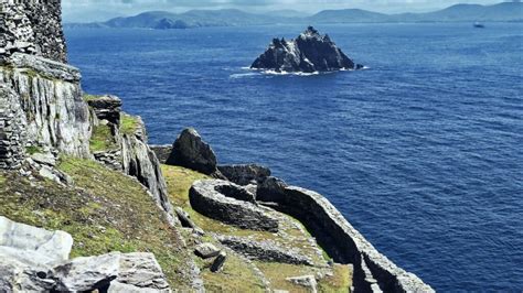 Sites to See on an Archaeological Tour of Ireland | Far Horizons