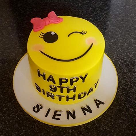 Happy Birthday Sienna Decorated Cake By The Custom Cakesdecor