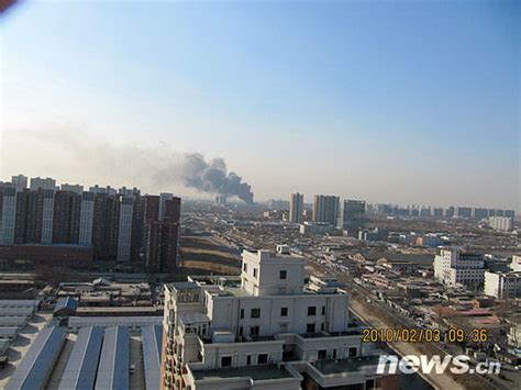 组图：北京丰台区发生火灾 浓烟冲上百米高空新闻中心新浪网