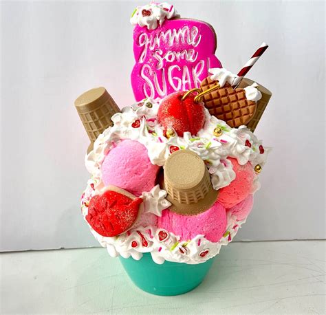 Giant Extreme Ice Cream Sundae , Valentines Day Decoration, Hearts, Photo Prop, Party Prop ...