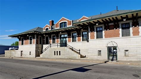 Gardiner Railroad Station Gardiner Me Train Stationsdepots On