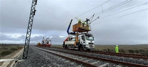 Iniciada La Fase Final De Las Obras De Electrificaci N Entre C Ceres Y