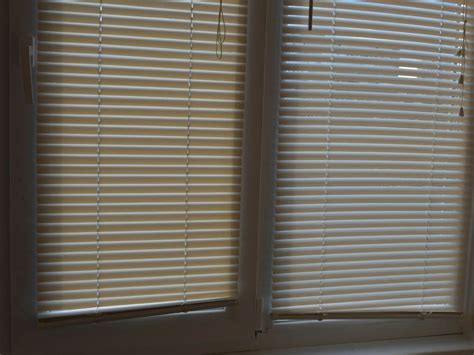 Selecting Perfect Blinds for Your Sunroom: A How-To