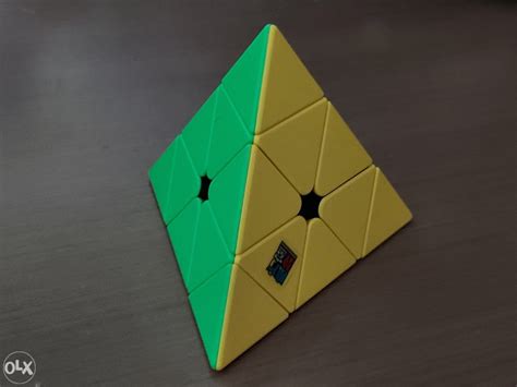 Meilong Pyraminx Piramida Profesionalna Rubikova Kocka Ostalo Olx Ba