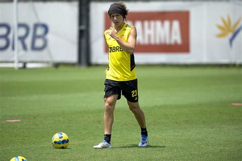 Dorival Volta Ao Rio E Comanda Treino Titulares Do Flamengo No