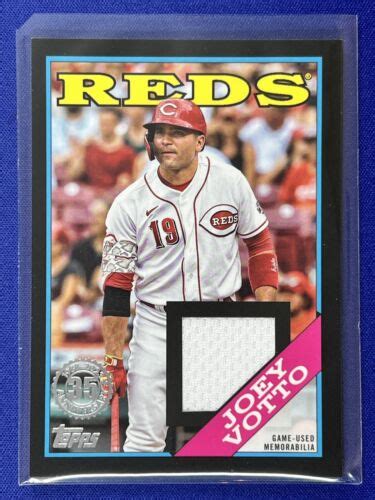 2023 Topps Series 1 JOEY VOTTO 88R JV Jersey Patch Black Parallel