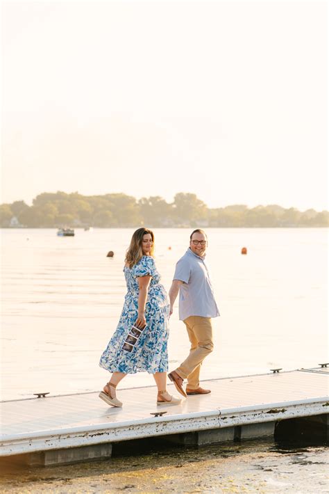 Maternity Session in Winona Lake | Ally & Peter - The Wild Phern