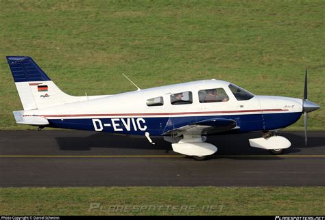 D EVIC Private Piper PA 28 181 Archer III Photo By Daniel Schwinn ID