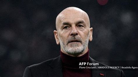 Teken Kontrak Baru Di Ac Milan Stefano Pioli Dapat Kenaikan Gaji