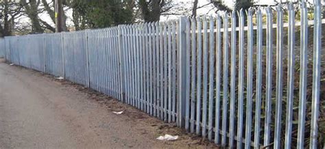 palisade fencing gates