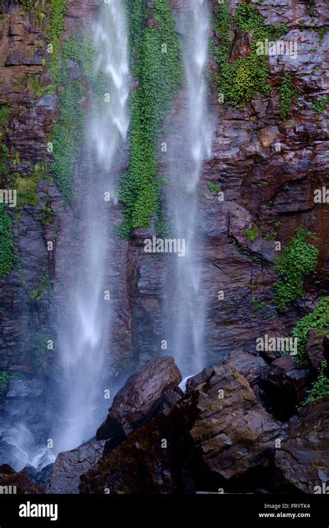 Queen Mary Falls Stock Photo - Alamy