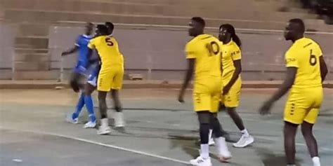 Handball Coupe du Sénégal 16èmes de finale le DUC en Hommes et