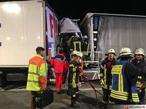 Bilder Von Erneut T Dlicher Lkw Unfall Auf Der A Bei N Rnberg