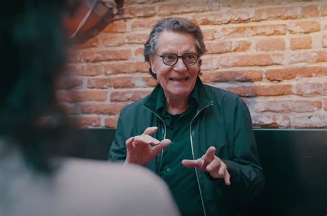 Découvrez le dernier clip de Francis Cabrel tourné à Toulouse Un