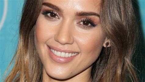 The Terrifying Story Of How Jessica Alba Got Kidnapped Flipboard